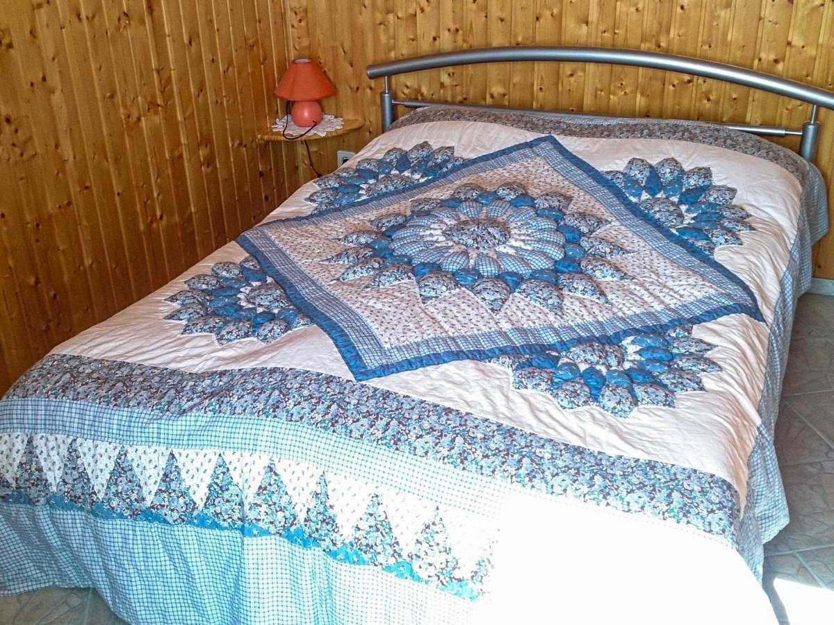 Bungalow Am Waldrand Barth Esterno foto